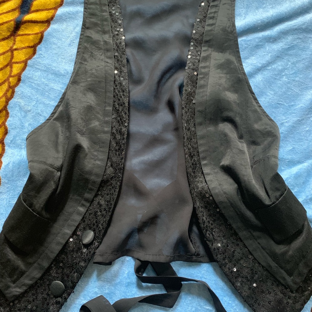 Vest . Small